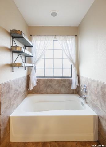 306 Yorktown Pleasanton TX 78064