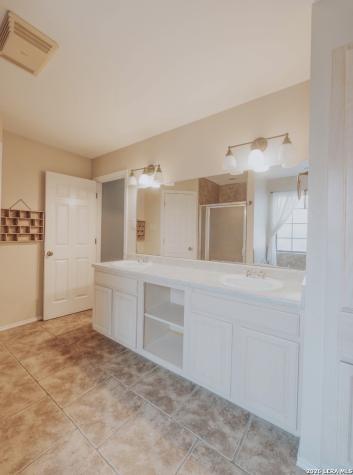 306 Yorktown Pleasanton TX 78064