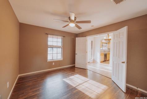306 Yorktown Pleasanton TX 78064