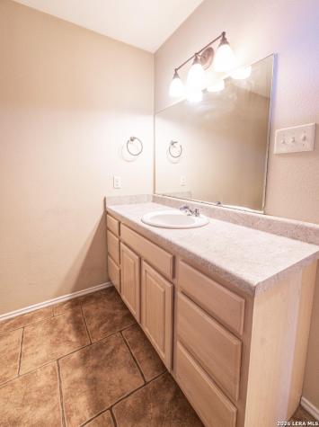 306 Yorktown Pleasanton TX 78064