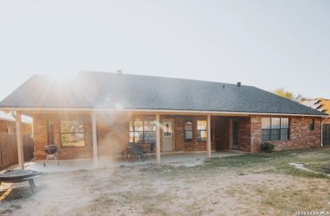 306 Yorktown Pleasanton TX 78064