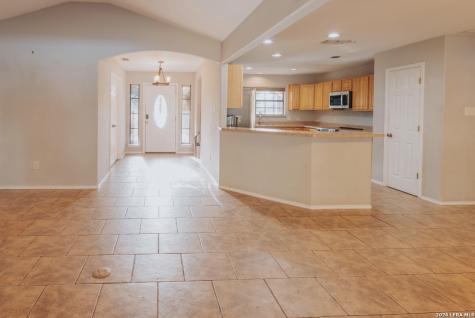 306 Yorktown Pleasanton TX 78064
