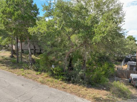 338 Grey Fawn Canyon Lake TX 78133