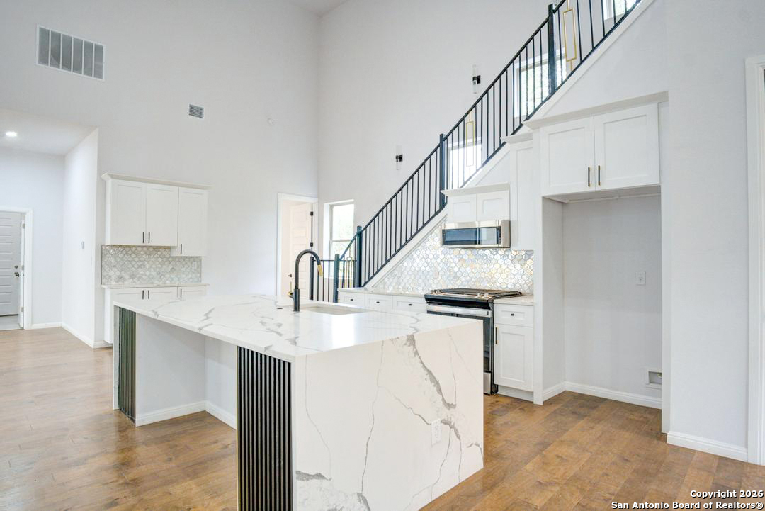 17 Liser Glen San Antonio TX 78257