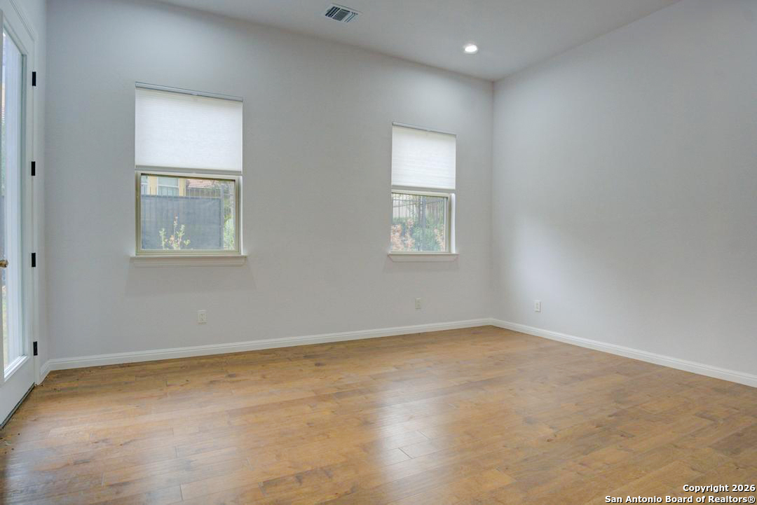 17 Liser Glen San Antonio TX 78257