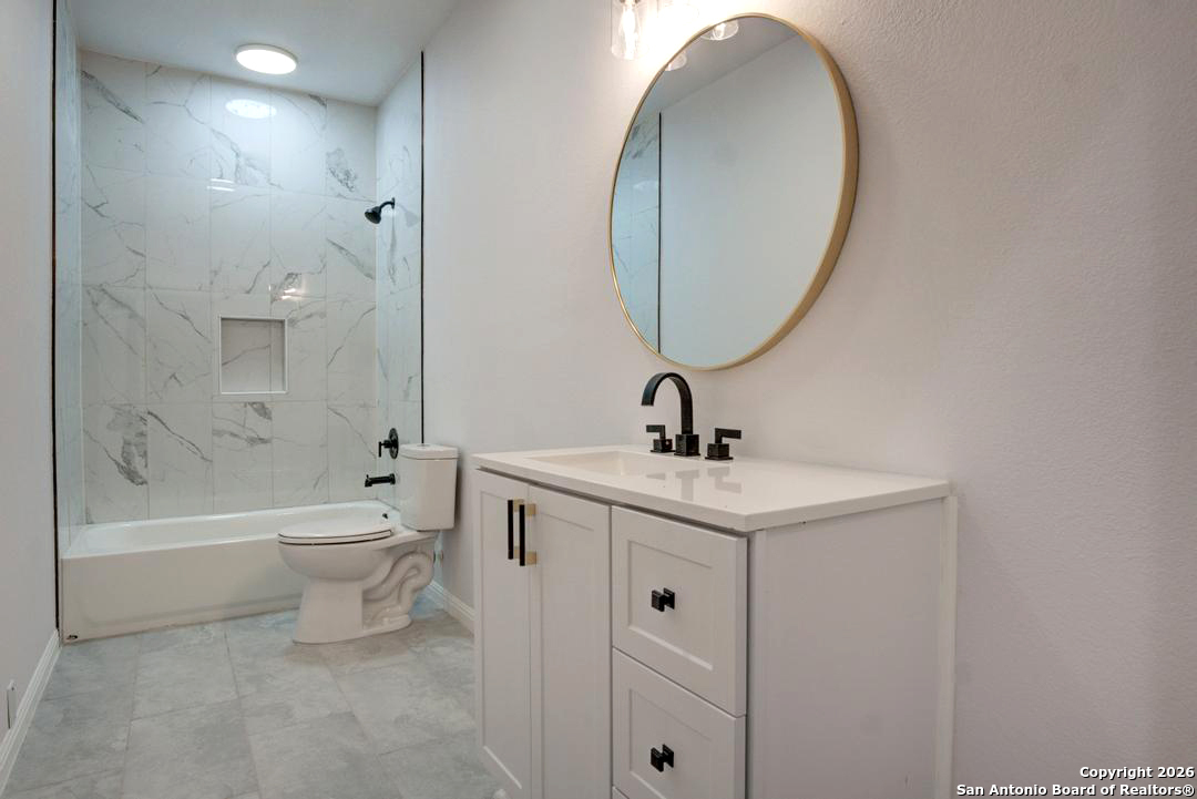 17 Liser Glen San Antonio TX 78257