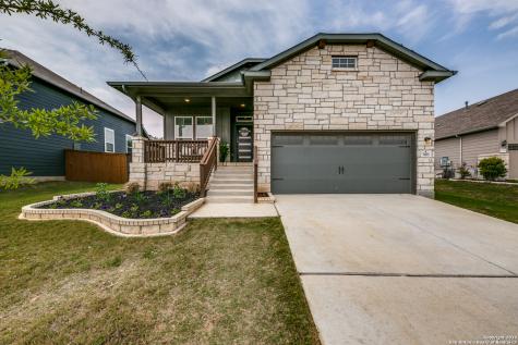 7035 Oldham Cliff Schertz TX 78108
