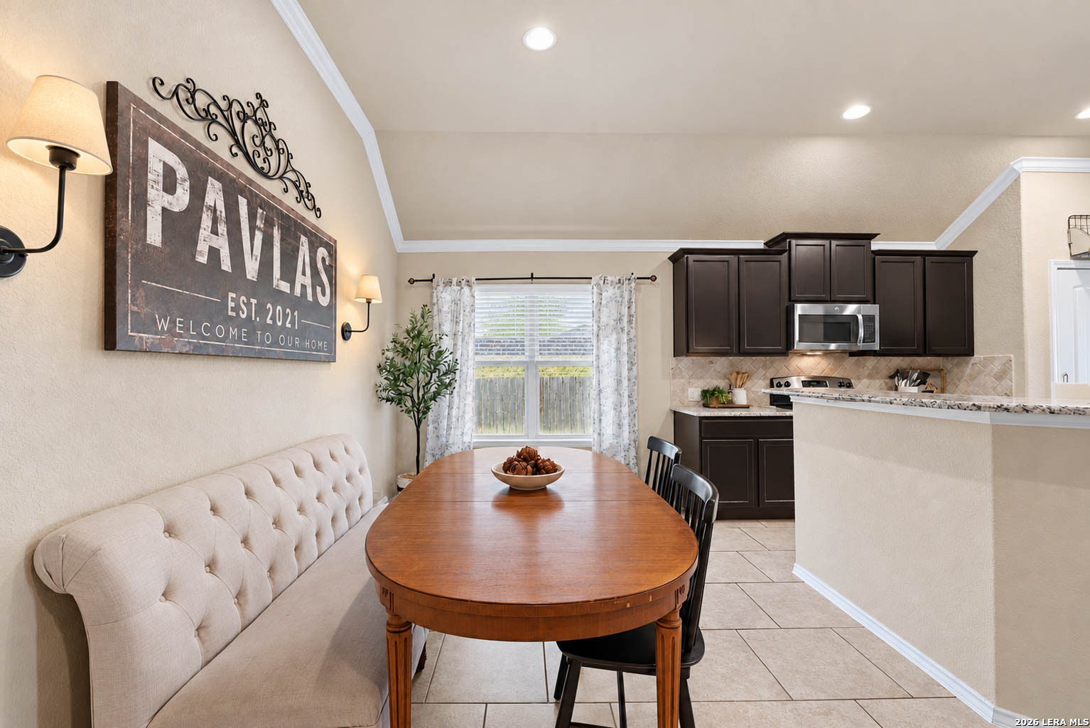 561 Saddle Back Trail Cibolo TX 78108