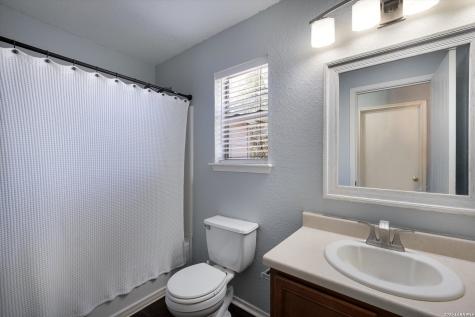 7910 Meadow Star San Antonio TX 78227