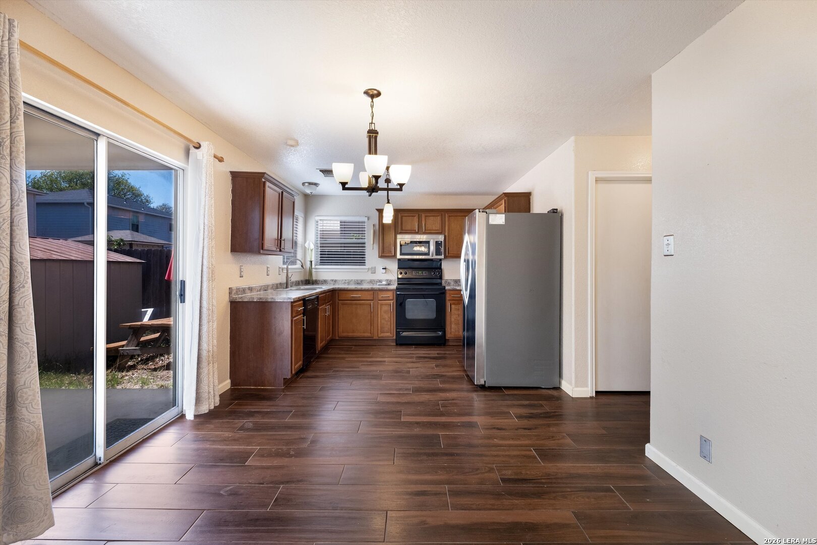 7910 Meadow Star San Antonio TX 78227