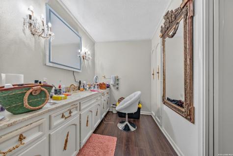 107 Chattington Court San Antonio TX 78213