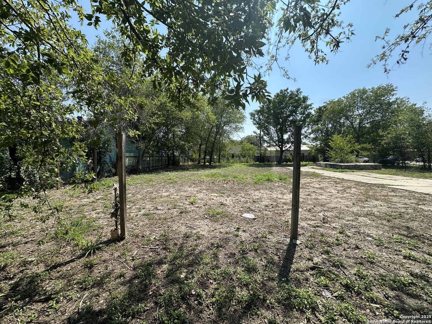 1910 Lennon San Antonio TX 78223
