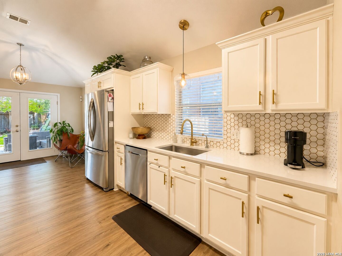 21111 Pedregoso Lane San Antonio TX 78258