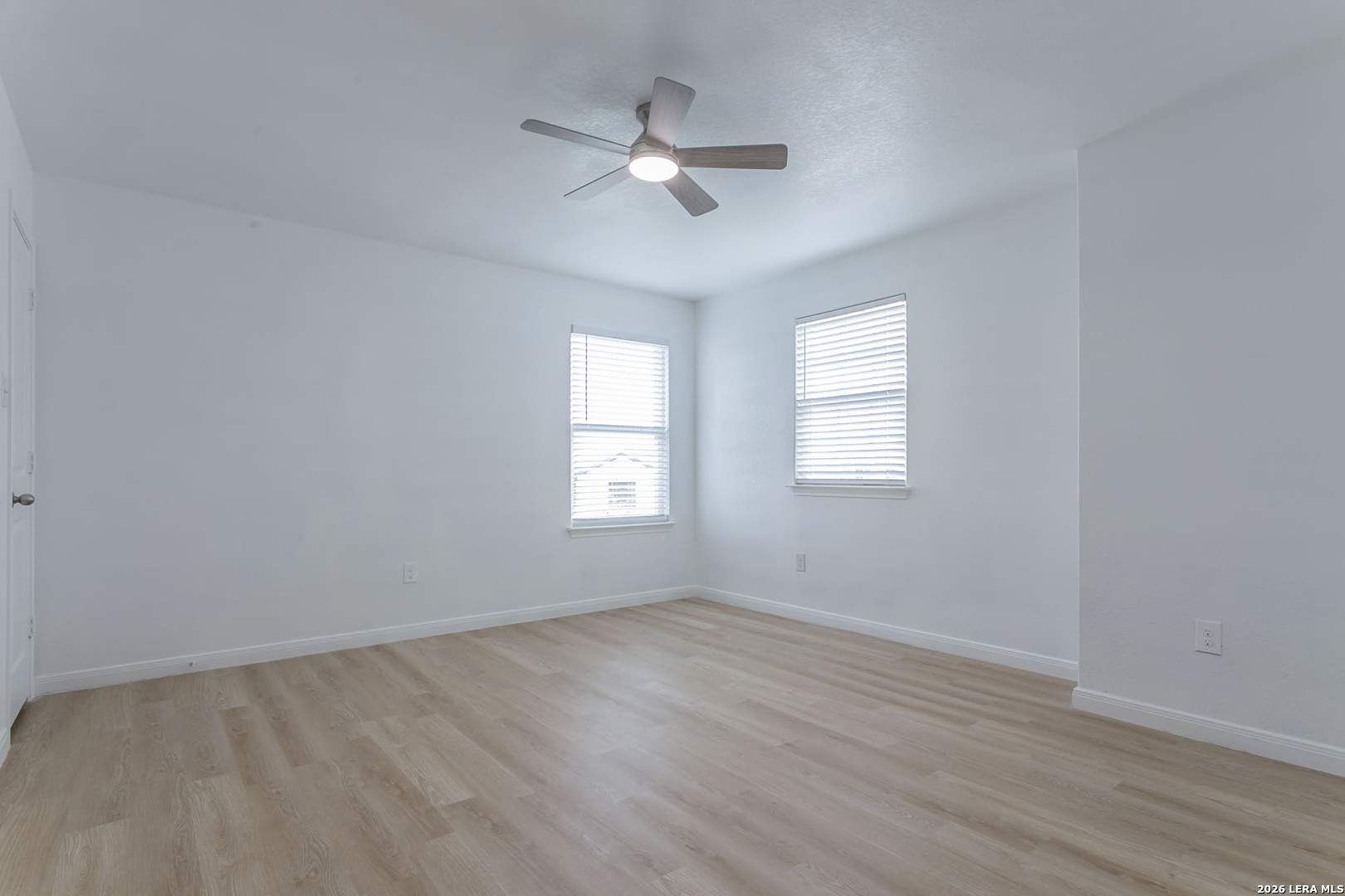 8025 Bluewater Cove San Antonio TX 78254