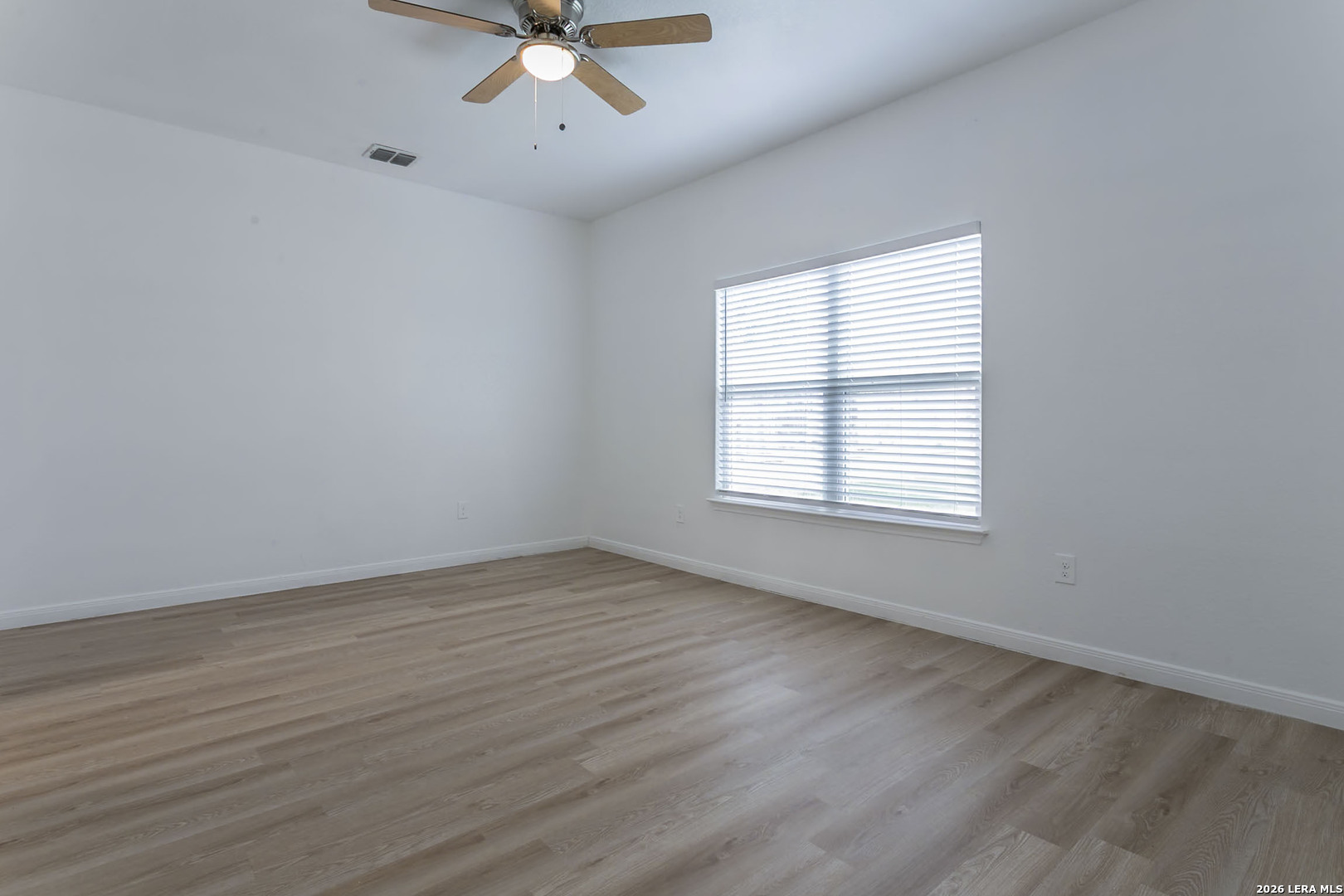 8025 Bluewater Cove San Antonio TX 78254
