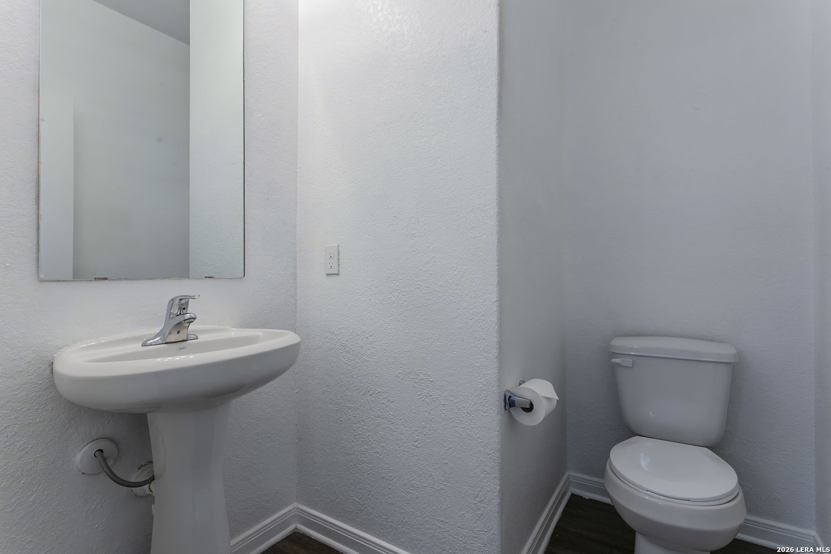 8025 Bluewater Cove San Antonio TX 78254