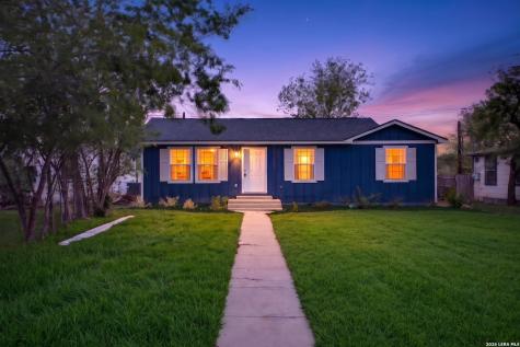 2737 W Craig Place San Antonio TX 78228