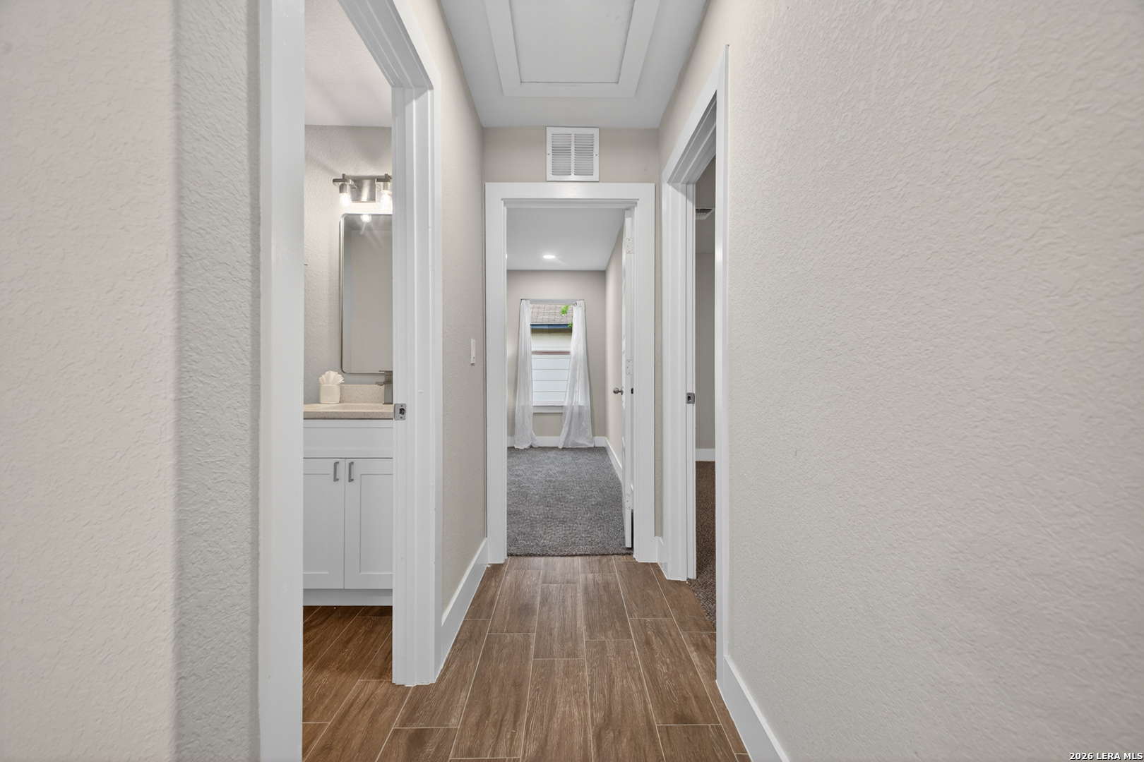 2737 W Craig Place San Antonio TX 78228