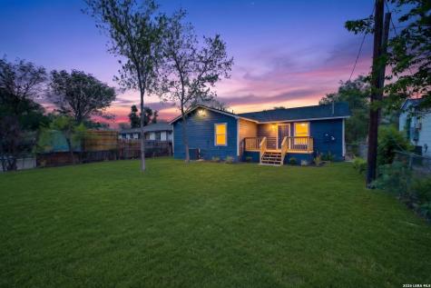 2737 W Craig Place San Antonio TX 78228