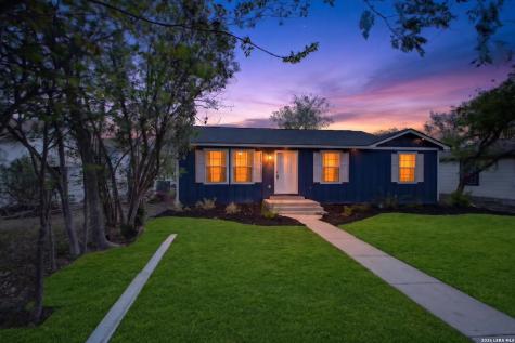 2737 W Craig Place San Antonio TX 78228