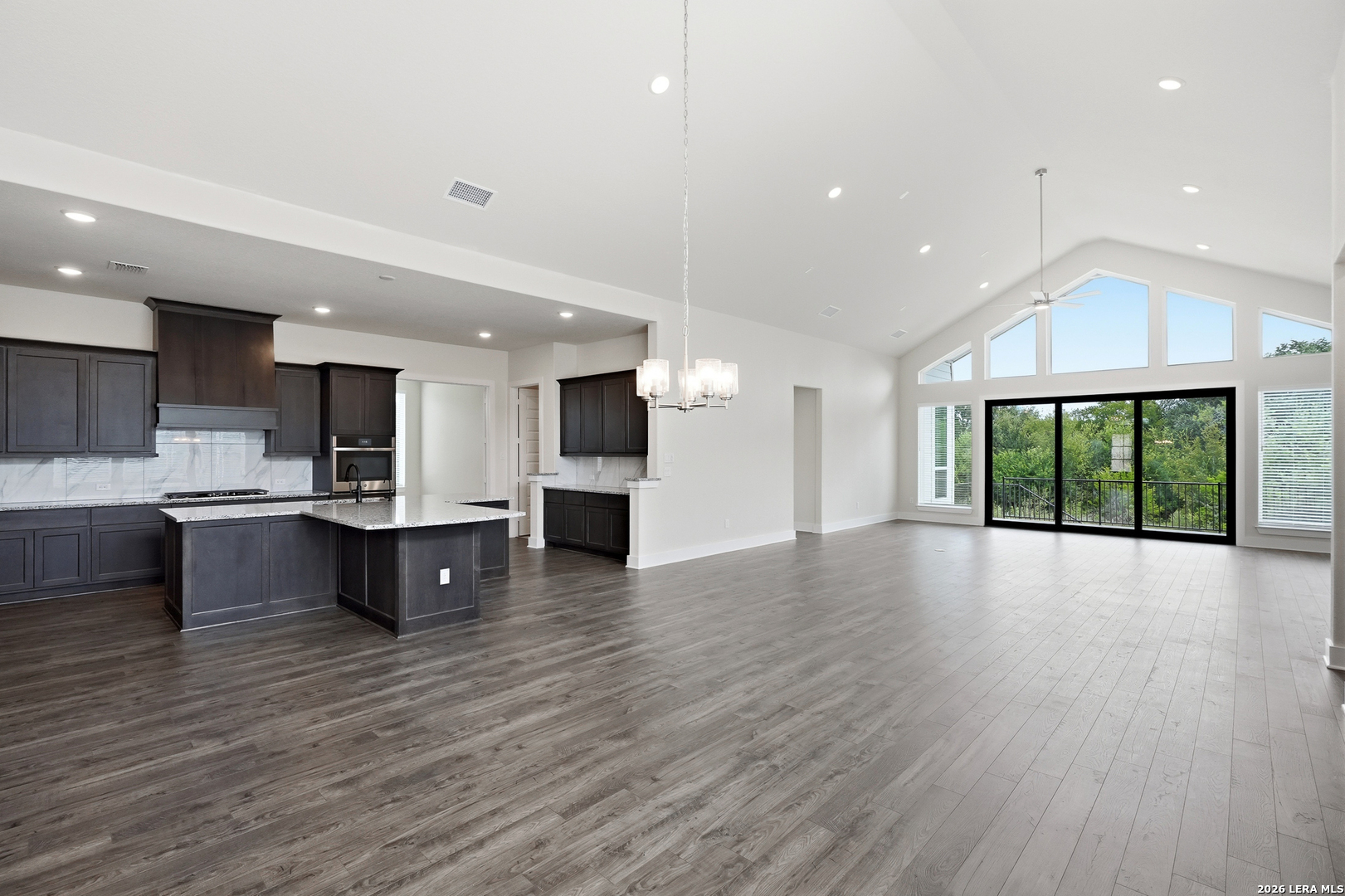 113 Raven Road Castroville TX 78009