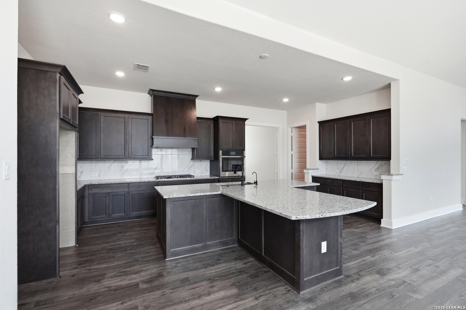 113 Raven Road Castroville TX 78009