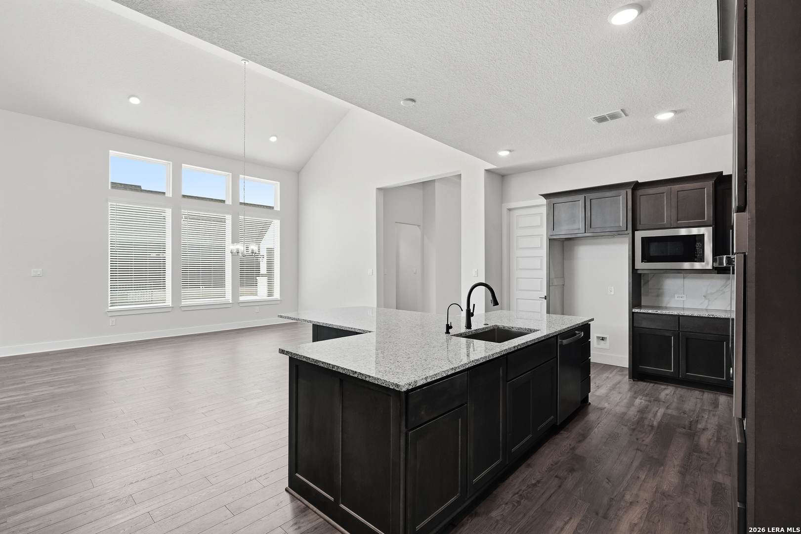 113 Raven Road Castroville TX 78009