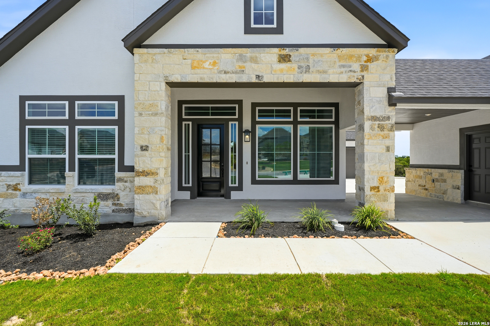 113 Raven Road Castroville TX 78009