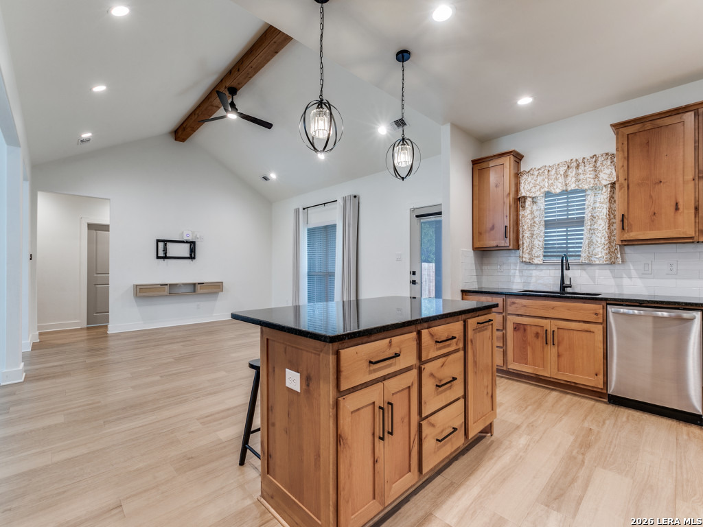 1015 Timbercrest Pleasanton TX 78064