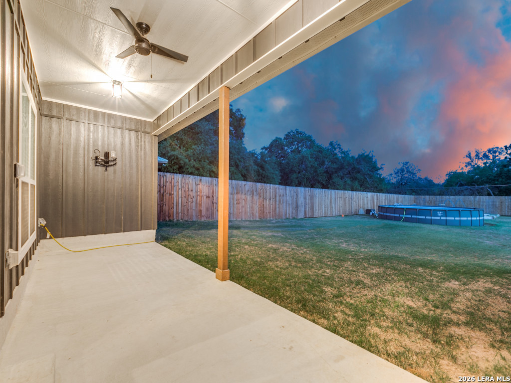 1015 Timbercrest Pleasanton TX 78064