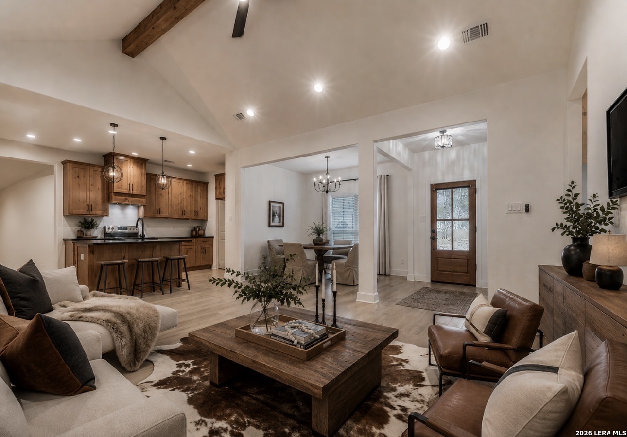 1015 Timbercrest Pleasanton TX 78064