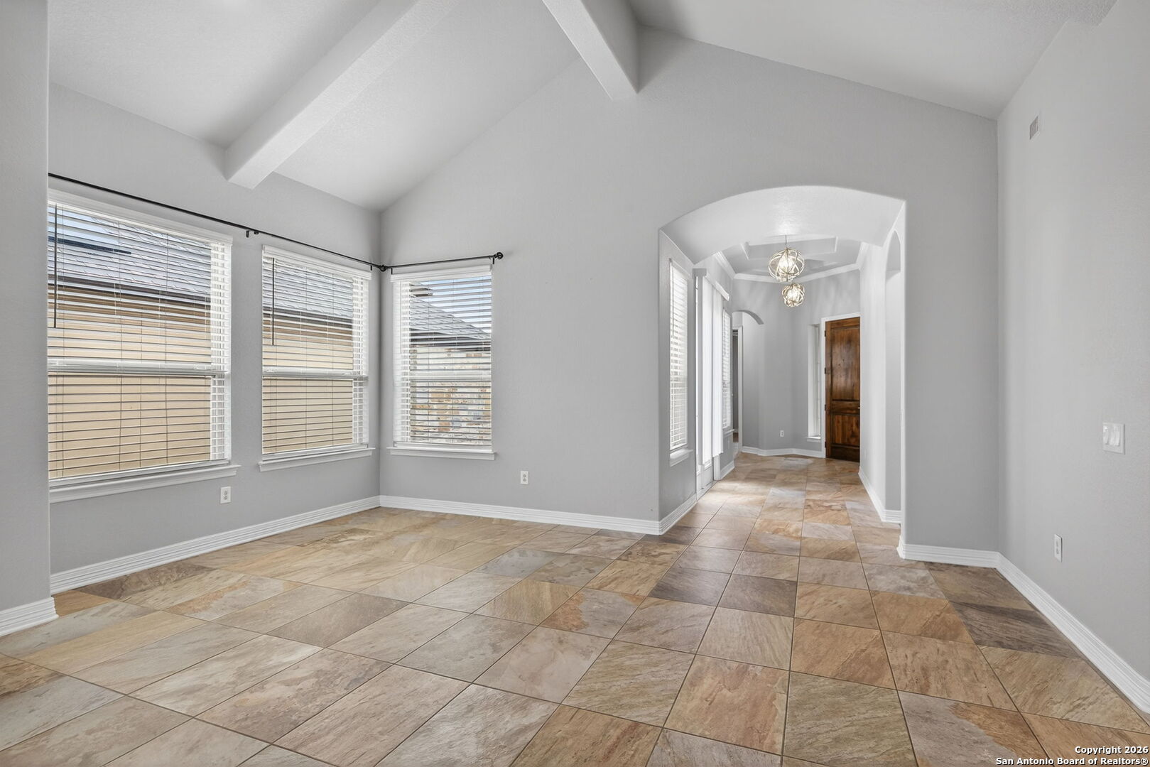 9911 Barefoot Boerne TX 78006