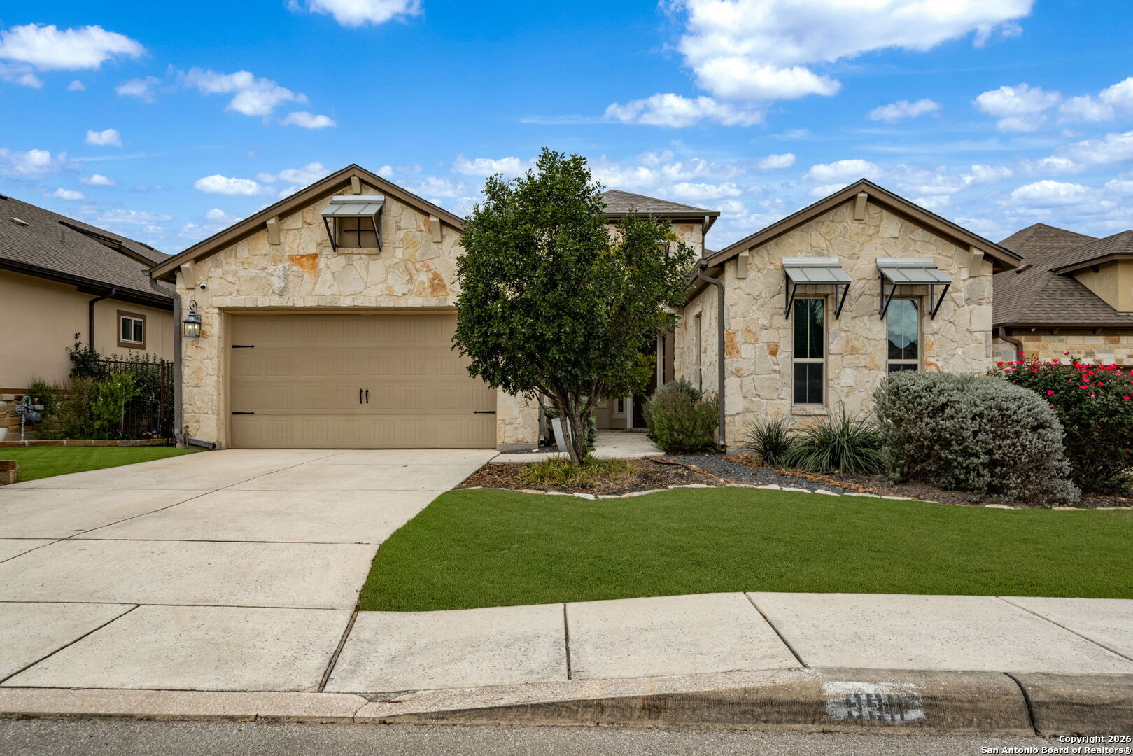 9911 Barefoot Boerne TX 78006