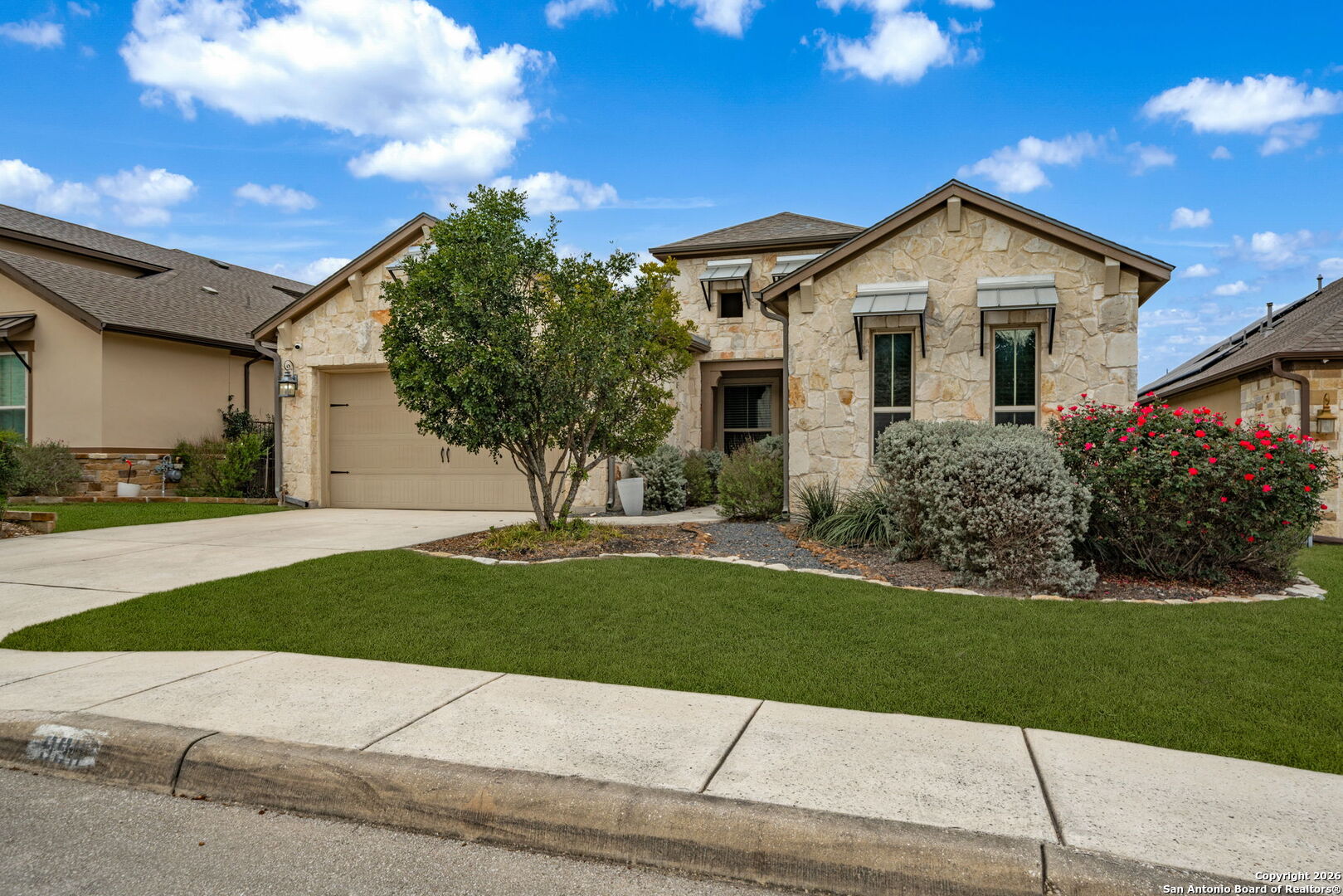 9911 Barefoot Boerne TX 78006