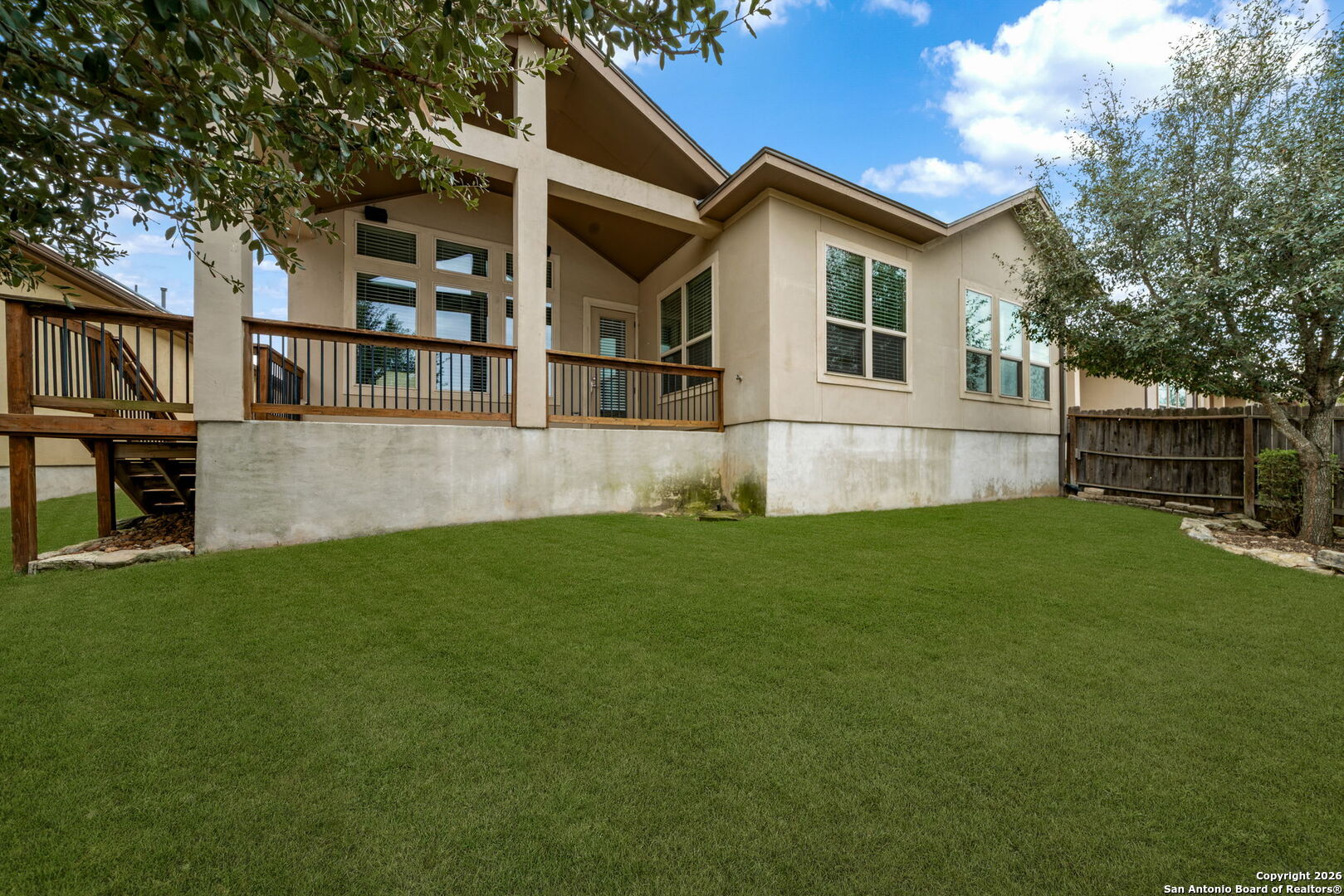9911 Barefoot Boerne TX 78006