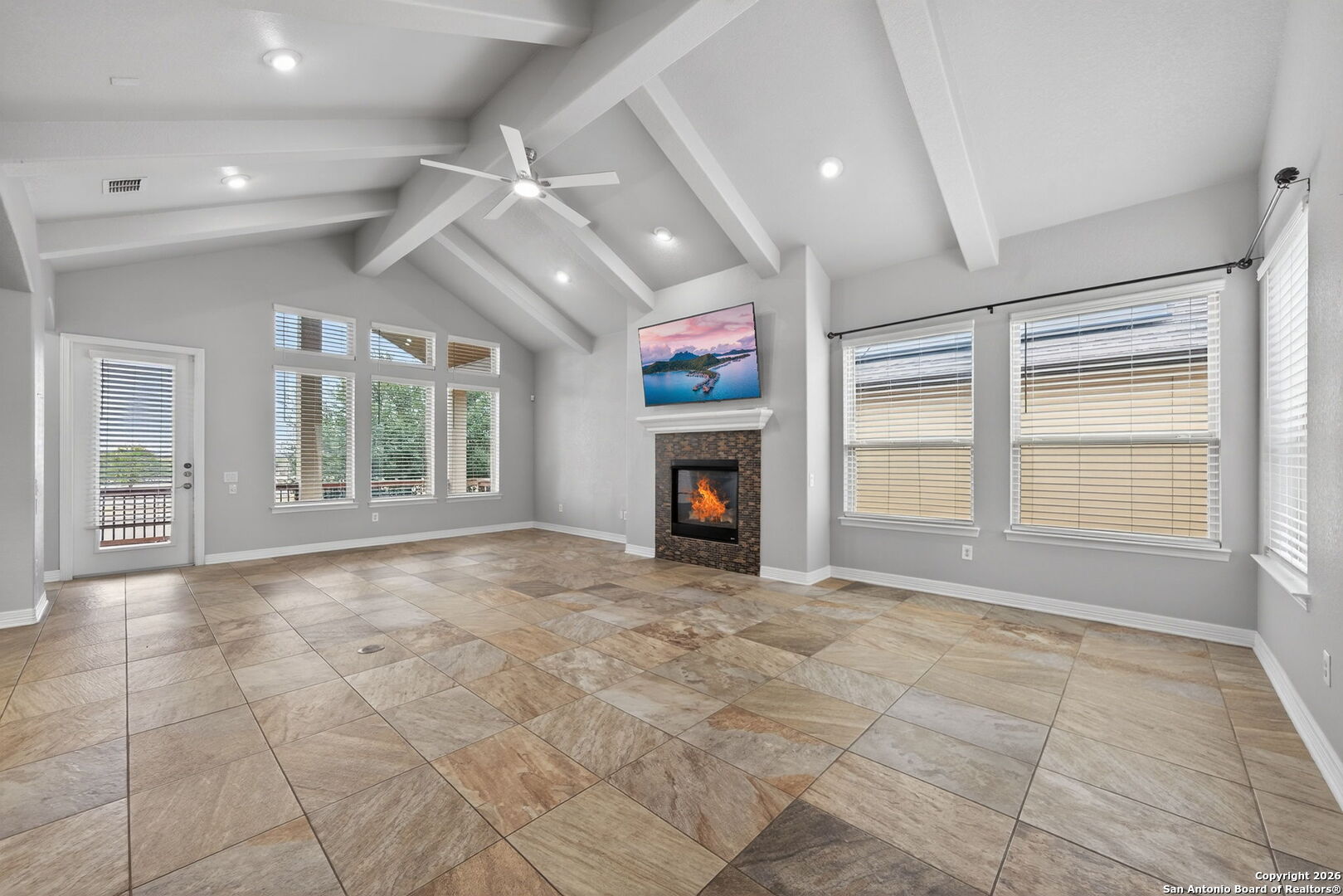 9911 Barefoot Boerne TX 78006