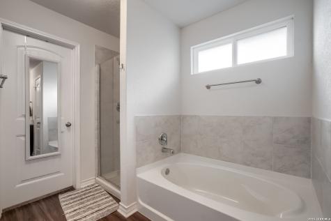 6014 Akin Quay San Antonio TX 78261