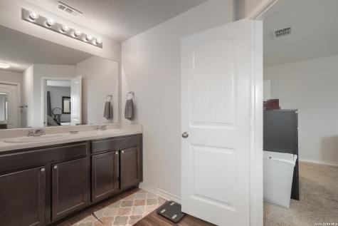 6014 Akin Quay San Antonio TX 78261