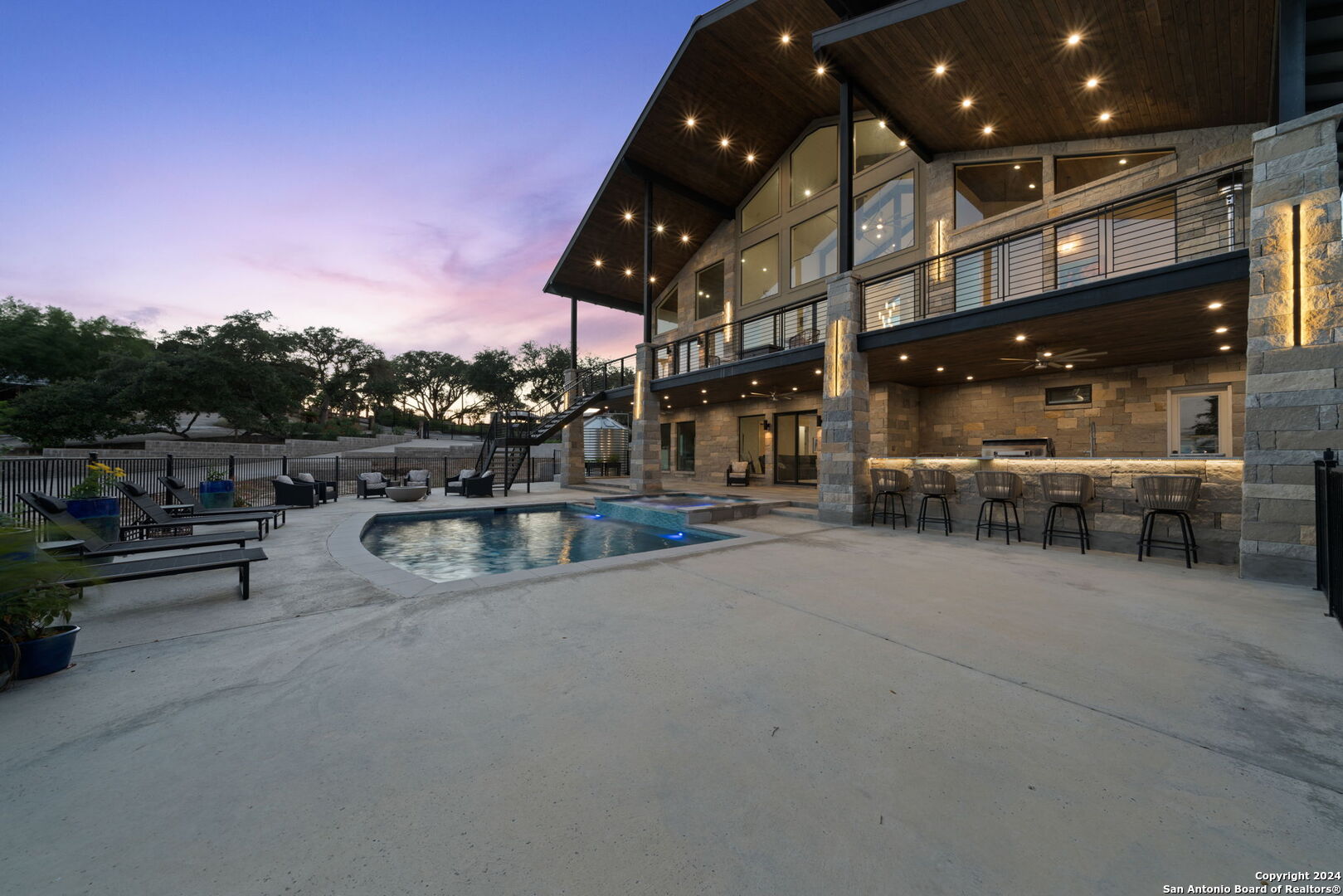 757 County Road 262 Mico TX 78056