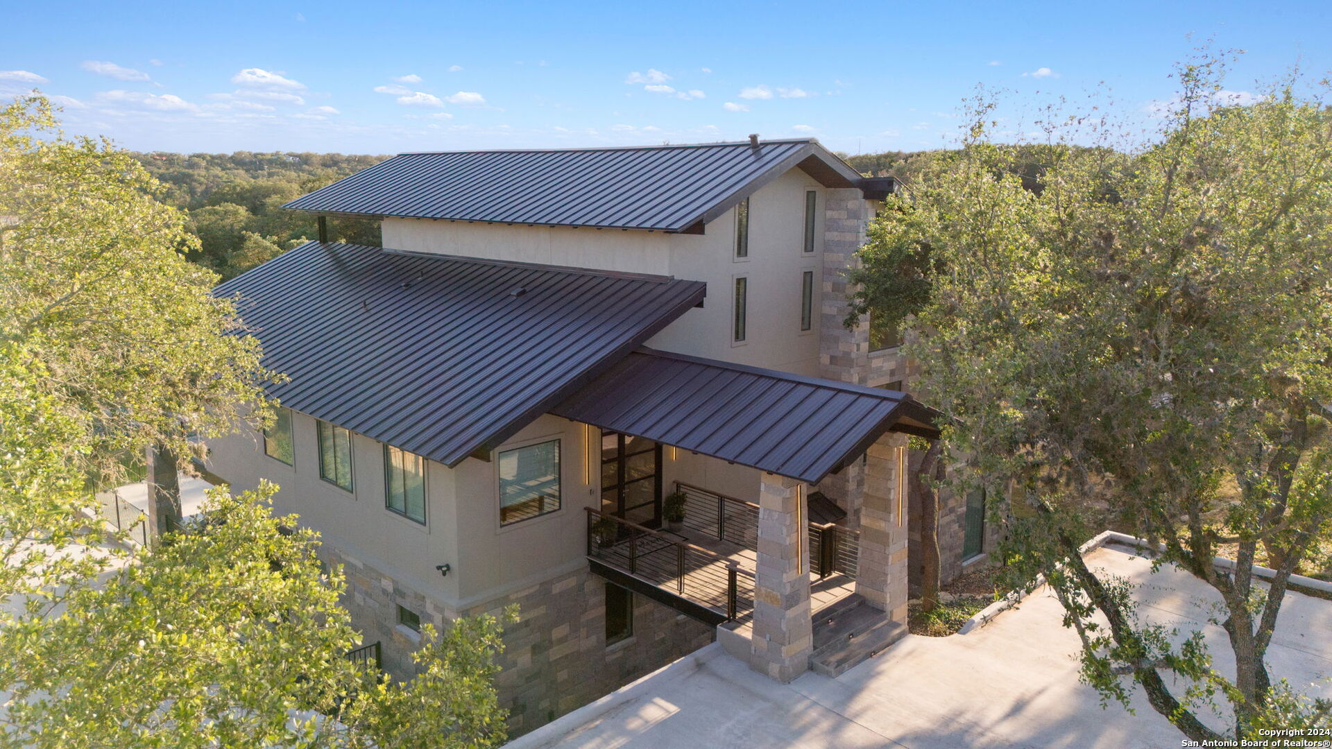 757 County Road 262 Mico TX 78056