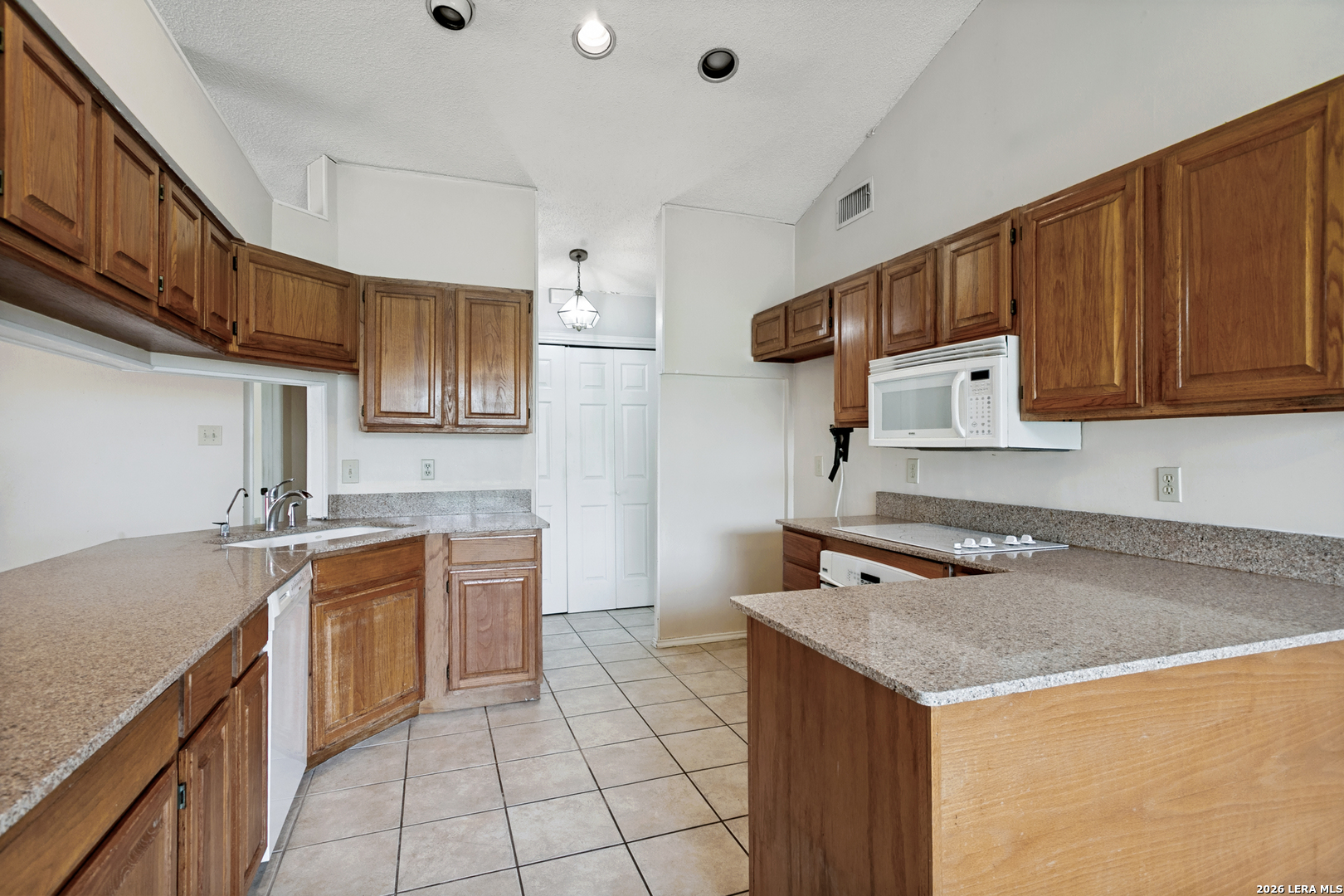 6703 Linn Lake Drive San Antonio TX 78244