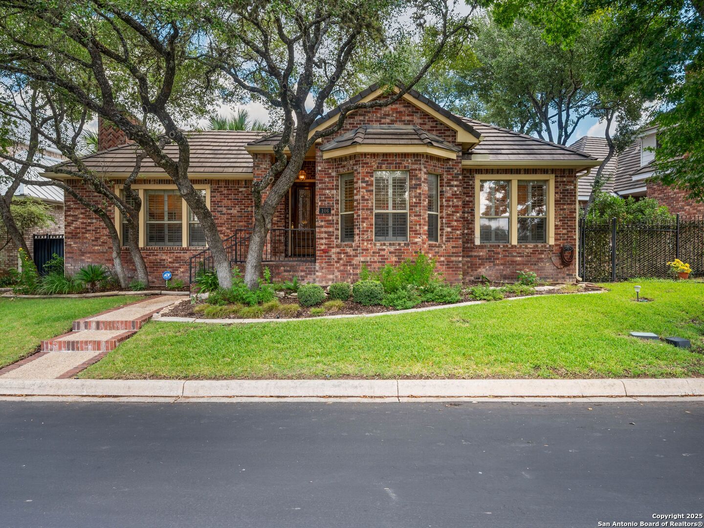 106 Westcourt Lane San Antonio TX 78257