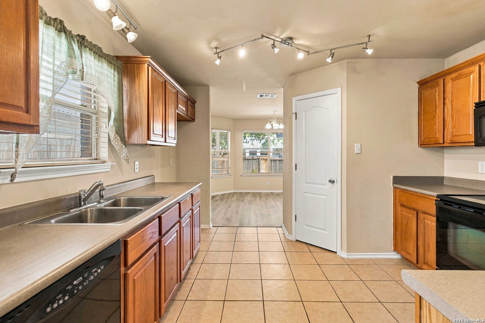 12727 Avens Arbor San Antonio TX 78253