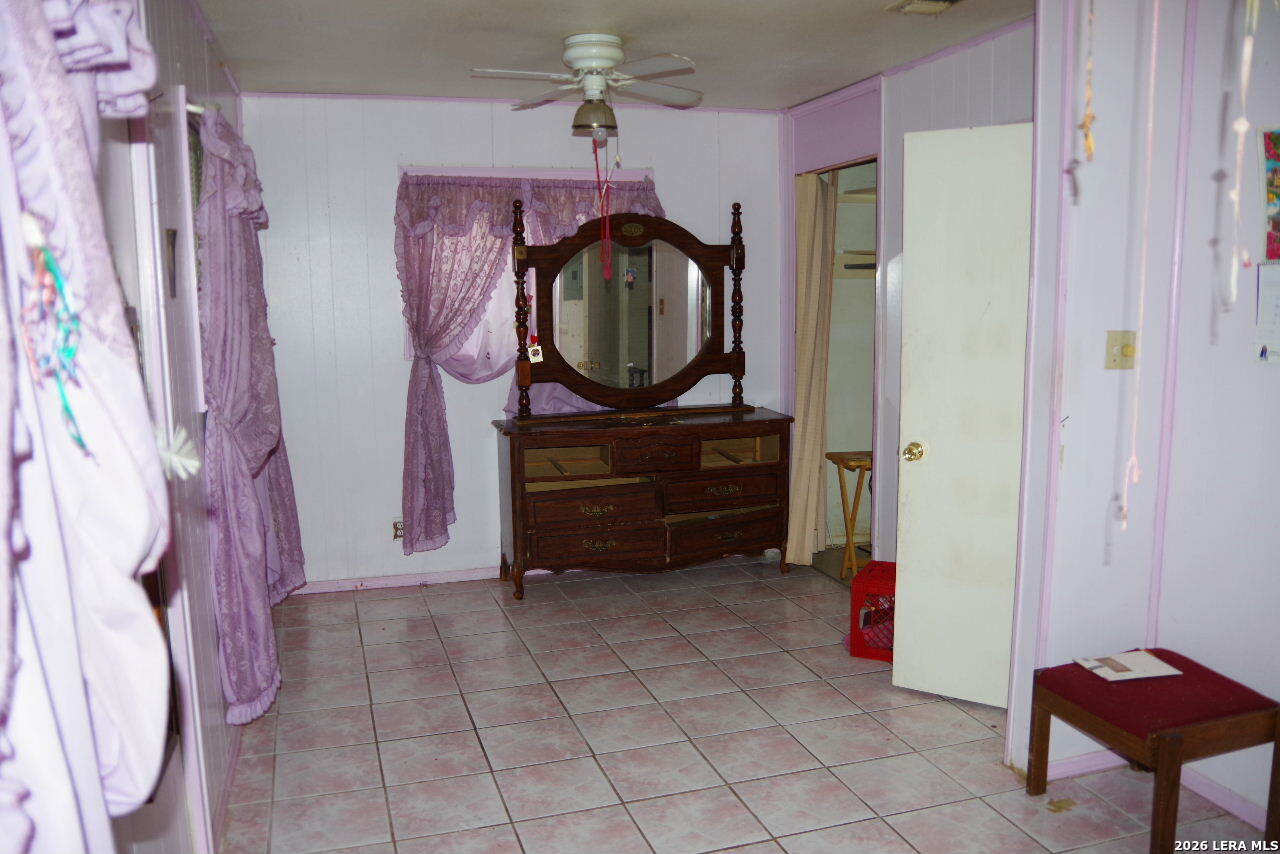 619 Canyonwood San Antonio TX 78227