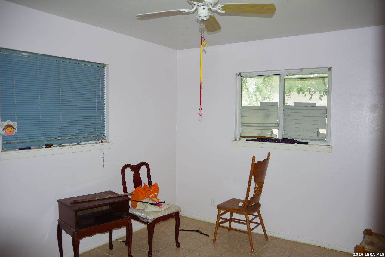 619 Canyonwood San Antonio TX 78227