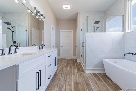 16923 Rancho Escondido Atascosa TX 78002