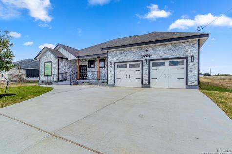 16923 Rancho Escondido Atascosa TX 78002
