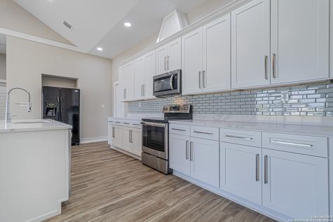 16923 Rancho Escondido Atascosa TX 78002