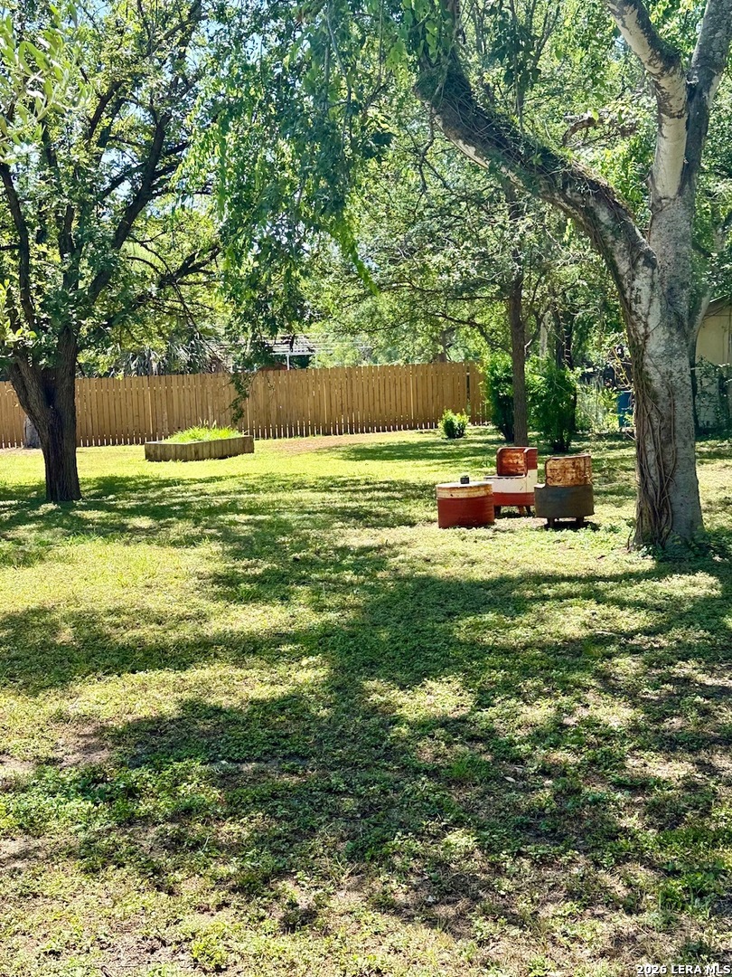 815 N Getty Uvalde TX 78801