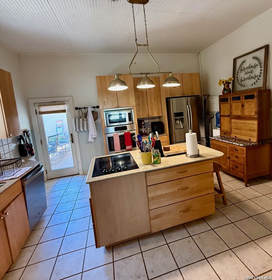 815 N Getty Uvalde TX 78801